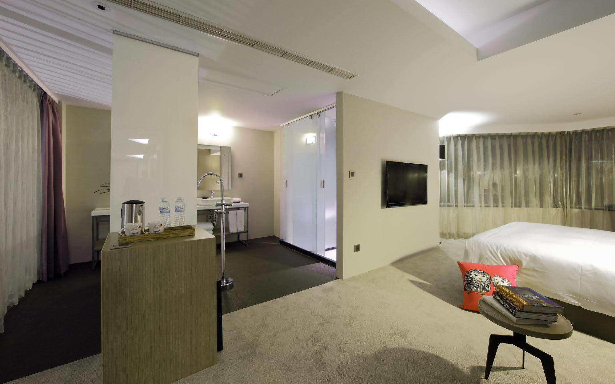 Hotelday Taichung Exterior foto